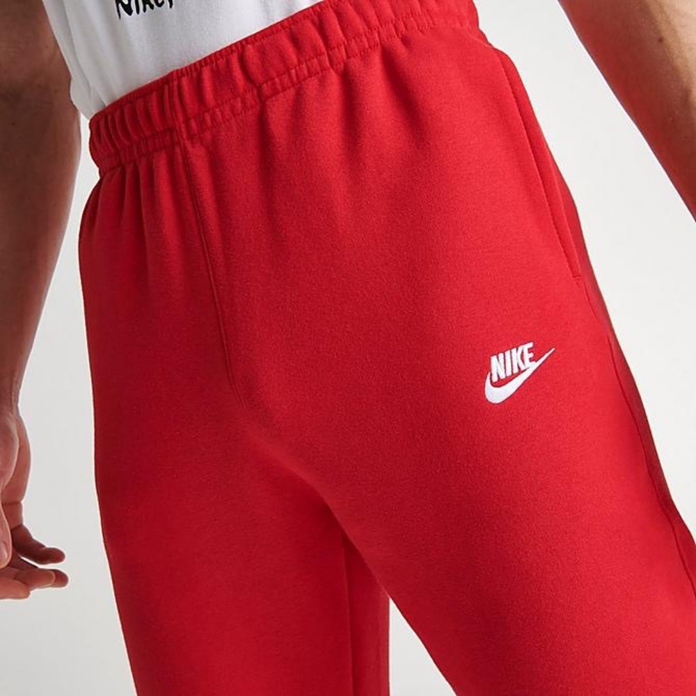 Nike Unisex Sportswear Club Fleece
Joggers - University Red - Picture 2 of 9